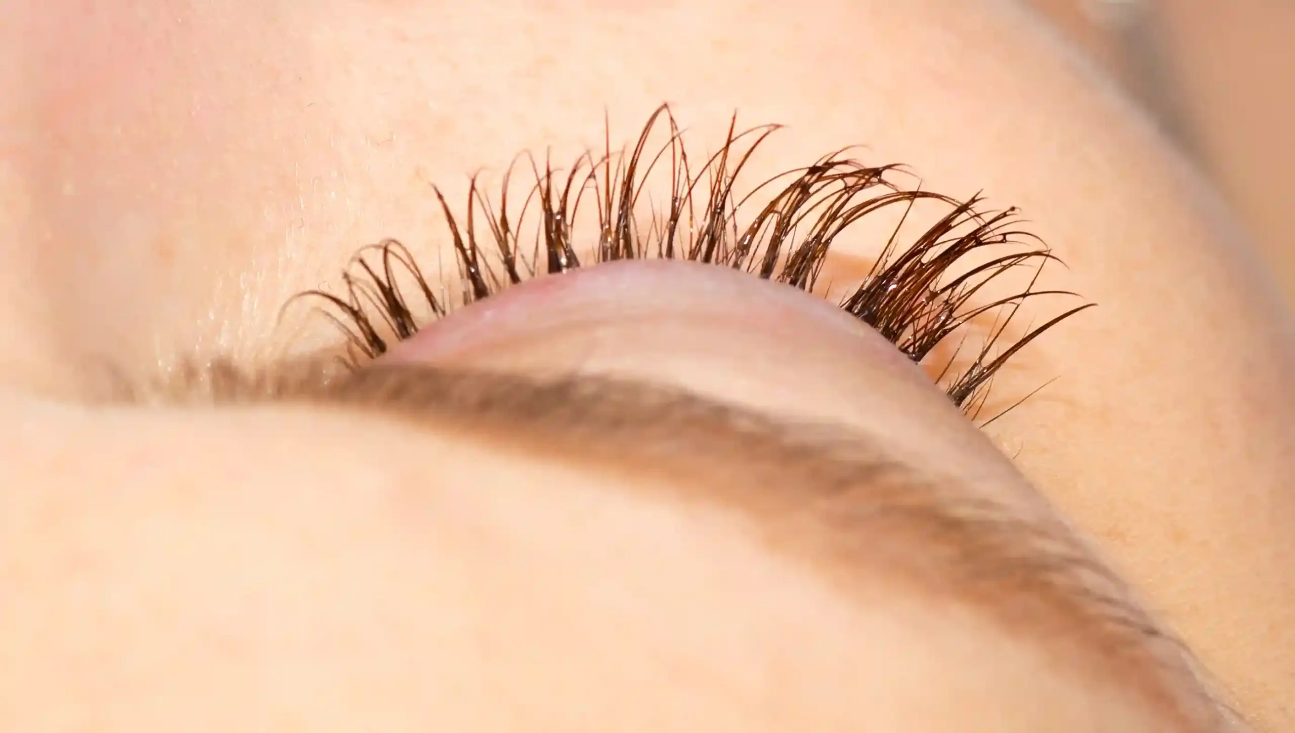 Lash-Lifting